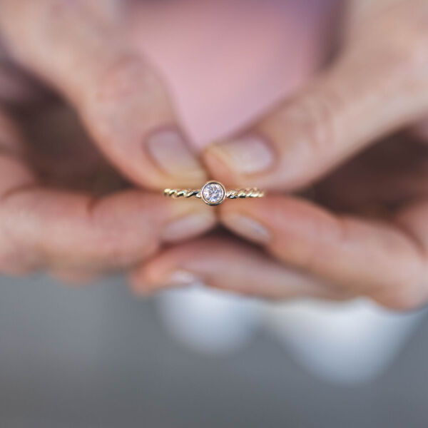 Pierścionki zaręczynowe