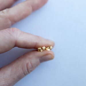 Kolczyki mini gwiazdki na sztyft - zdjęcie 2