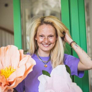 Naszyjnik duży kwiat na kamieniach naturalnych - zdjęcie 1