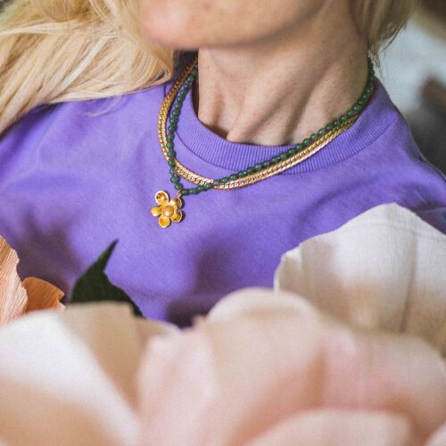 Naszyjnik duży kwiat na kamieniach naturalnych