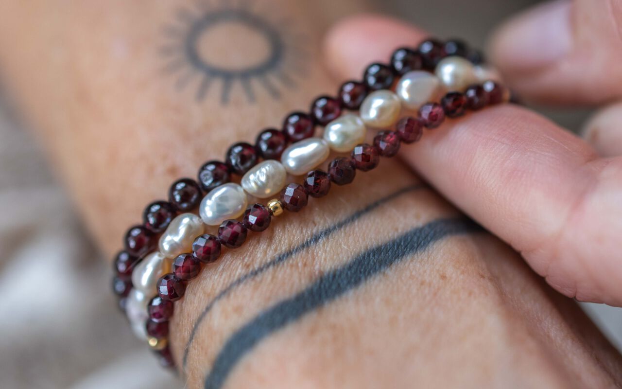 Komplet bransoletek z granatów i pereł naturalnych