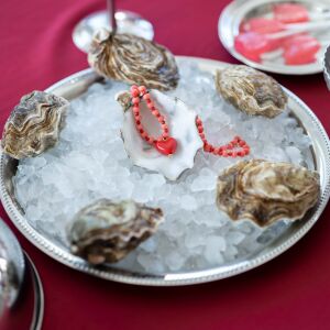 Naszyjnik z korala z czerwoną zawieszką serce - zdjęcie 2