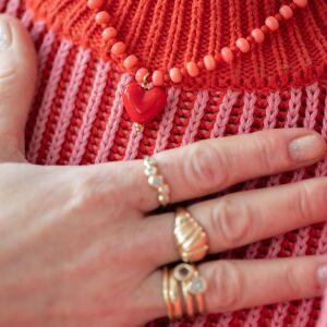 Naszyjnik z korala z czerwoną zawieszką serce - zdjęcie 6