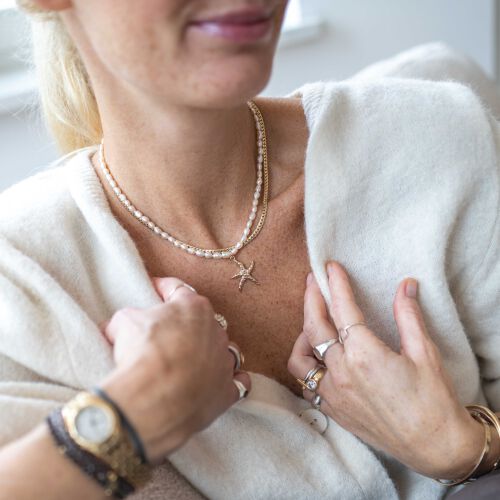 Naszyjnik z pereł z rozgwiazdą