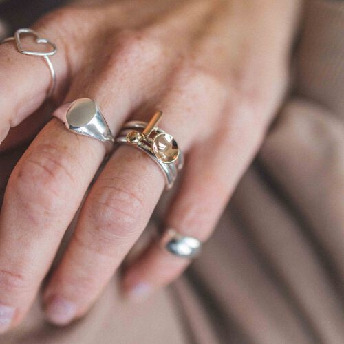 Pierścionek Line srebrny ze złotą belką