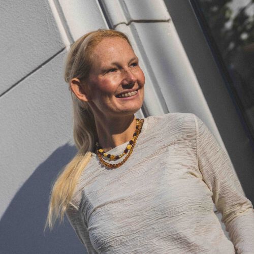 Naszyjnik z miodowym bursztynem