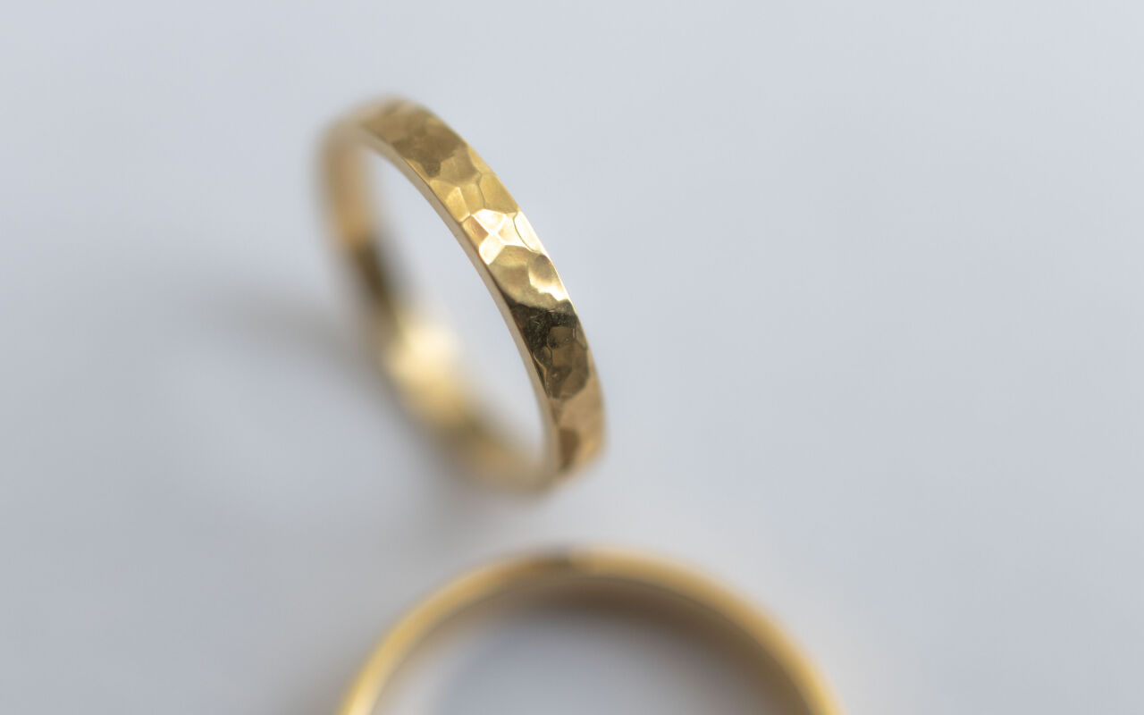 Obrączki ślubne prostokątne młotkowane - zdjęcie 1