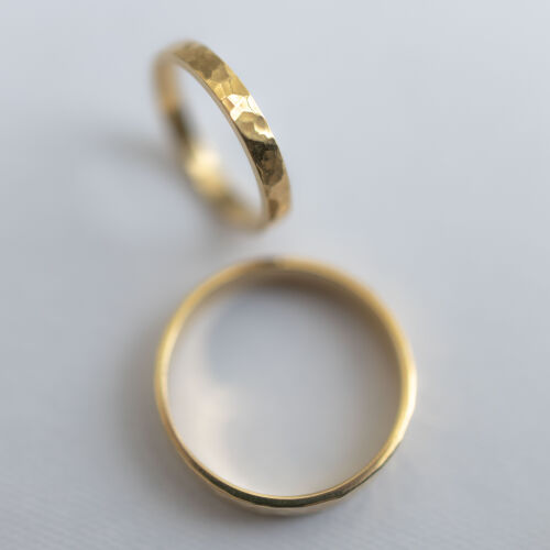 Obrączki ślubne prostokątne młotkowane