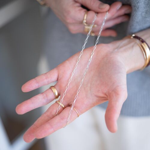 Łańcuszek o dużych płaskich oczkach