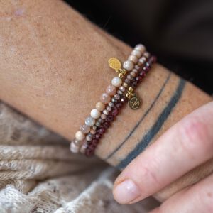 Komplet bransoletek z kamieni naturalnych w odcieniach różu