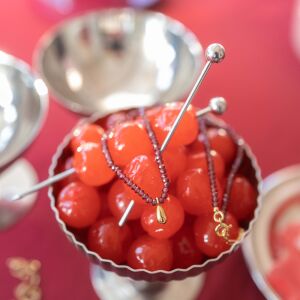 Naszyjnik z fasetowanych kamieni z kropelką - zdjęcie 5