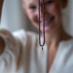 Naszyjnik z granatem i kropelką - zdjęcie 5