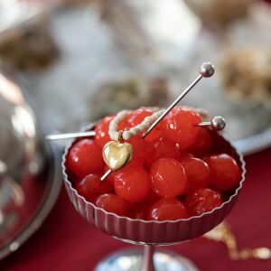 Naszyjnik beżowy w neutralnej kolorystyce inspirowany naturą i wykonany ręcznie w Polsce