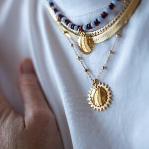 Naszyjnik z bursztynem i błękitnymi kamieniami - zdjęcie 2